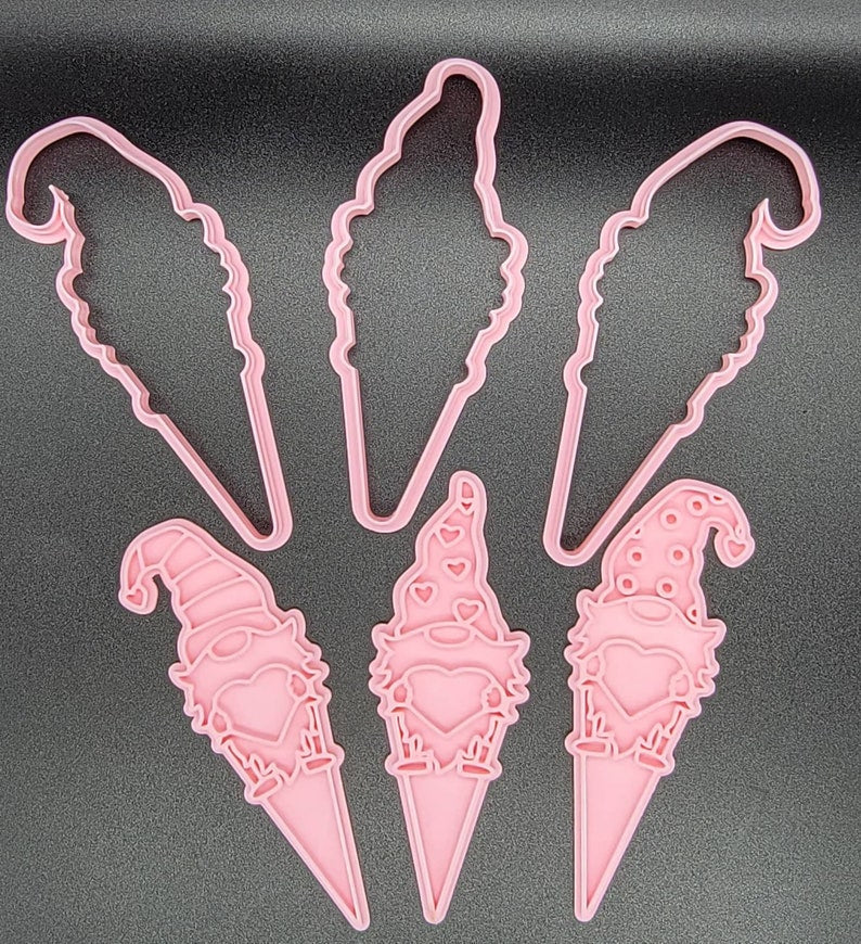 3D Printed Gnome Valentine's Day Cookie Platter Cutter & Stamps SunshineT Shop